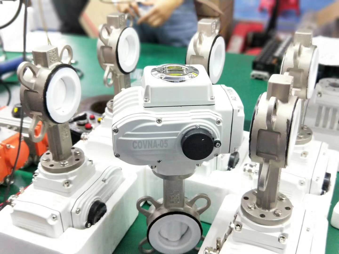 電動(dòng)不銹鋼襯氟蝶閥.jpg
